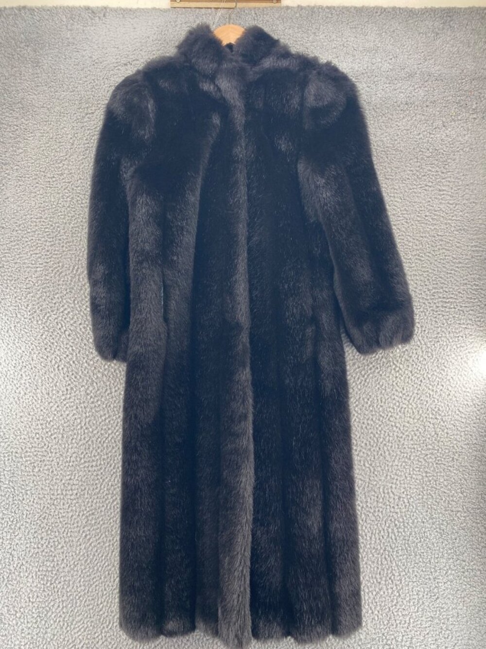 Monterey Fashions Coat Womens 6 Petite Vintage Black Faux Fur Full Length USA